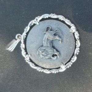 Vintage 70's Anson Leo Zodiac Pendant